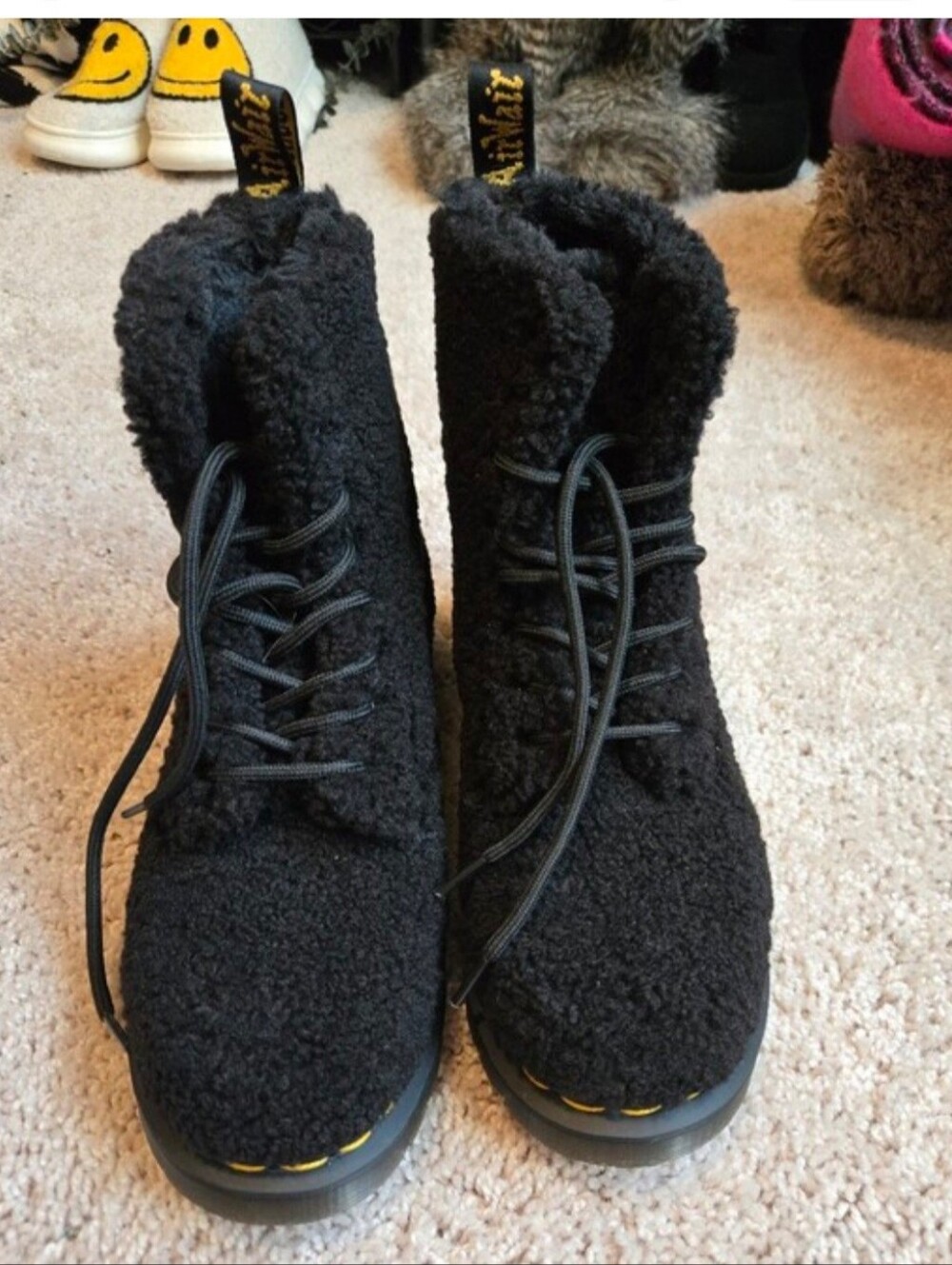 NWOB!! Dr Martens 1460 Black LUX BORG Faux Shearling Boots. Size 8 - Picture 7 of 8